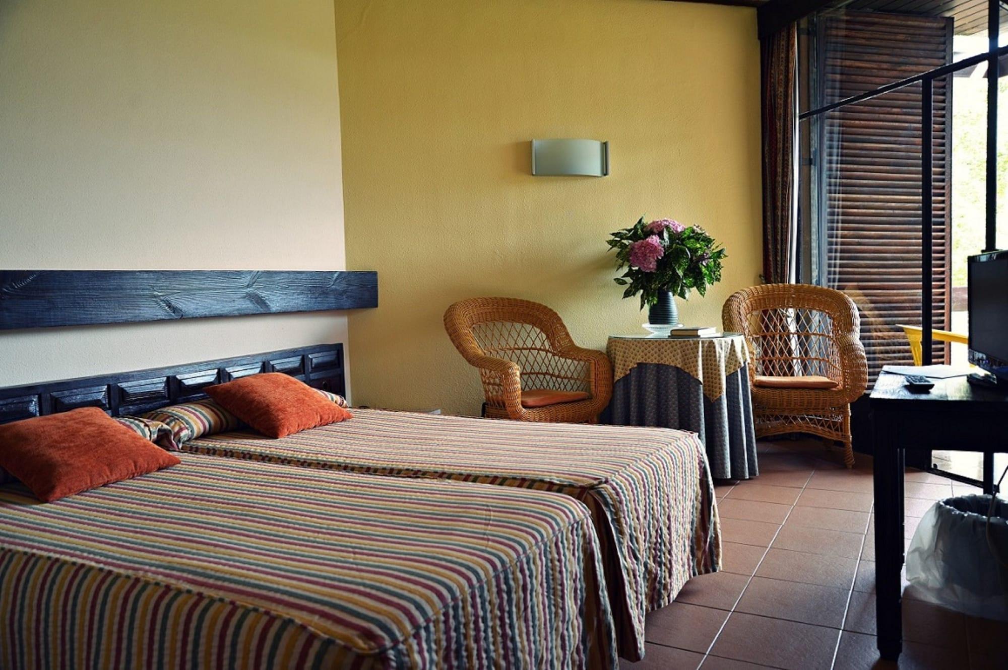 Hotel Baztan Elizondo Luaran gambar